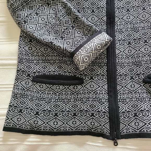 Marco Polo size L knit top - Picture 3 of 6